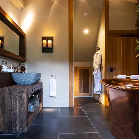 Abbaye Du Tresor Bed & Breakfast