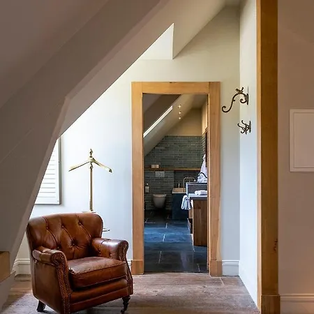 Abbaye Du Tresor Bed & Breakfast