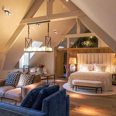 Abbaye Du Tresor Bed & Breakfast